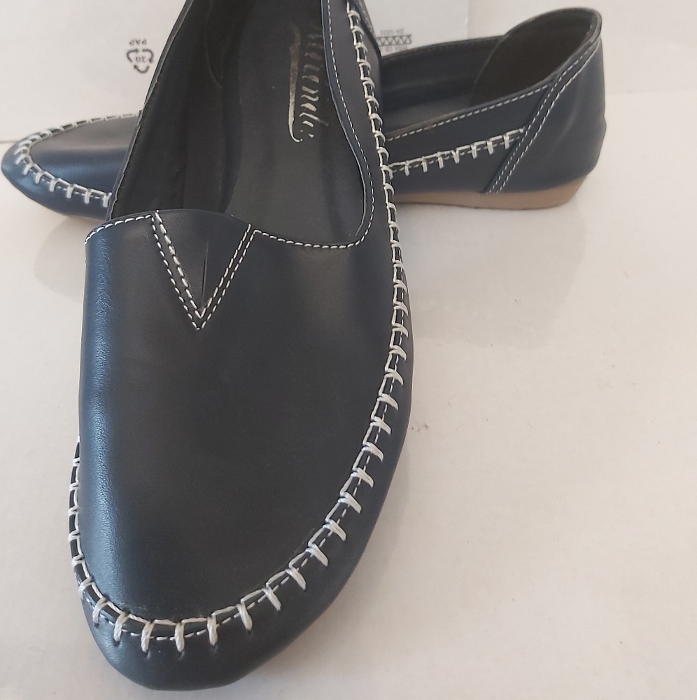 Shoes Size 6